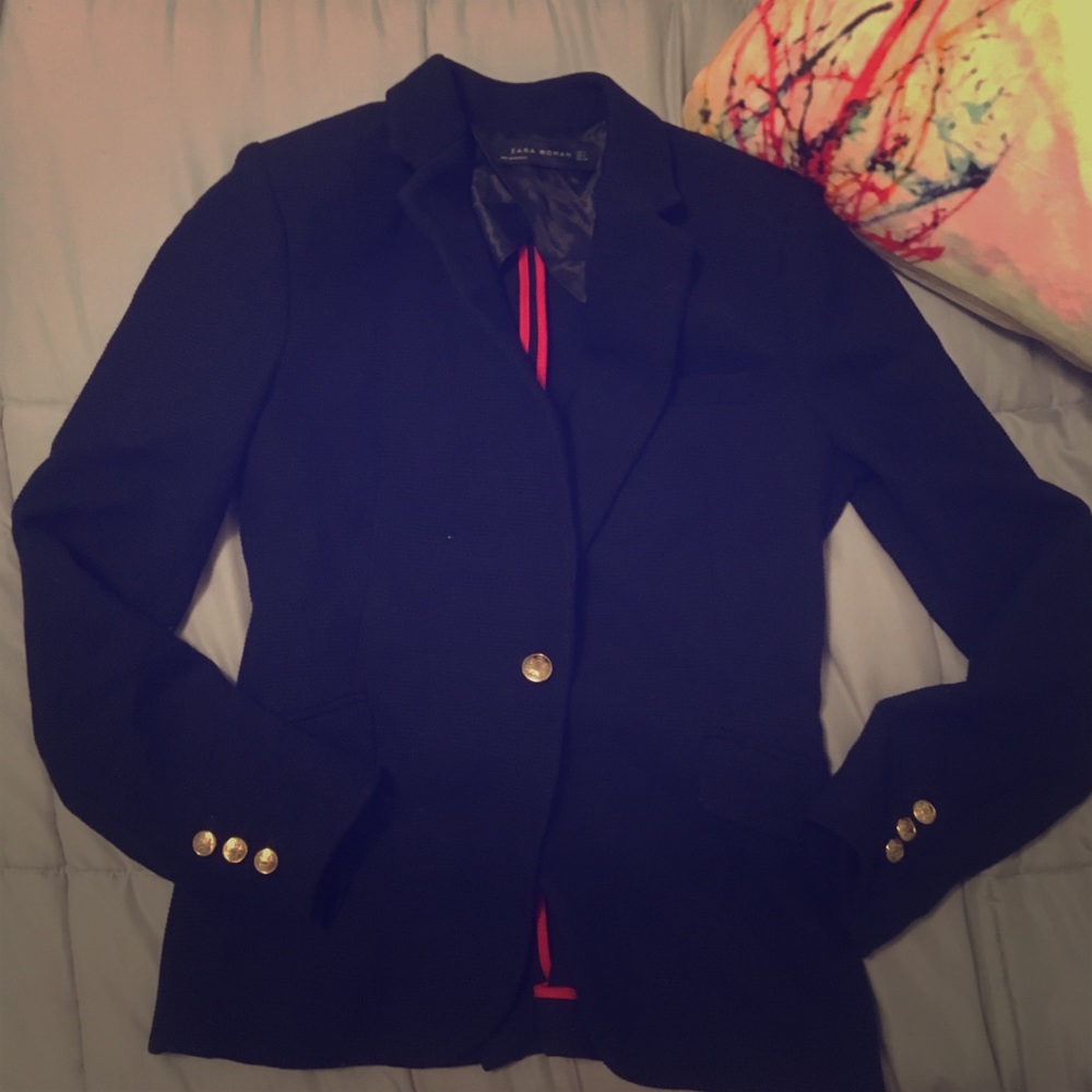 Navy blue waffle-knit blazer